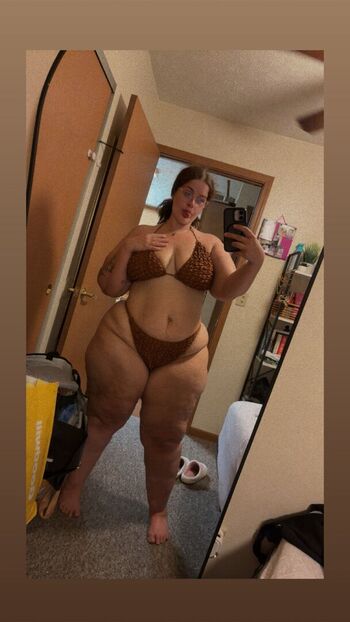 Full leaked Bigmamahaylee private onlyfans photo