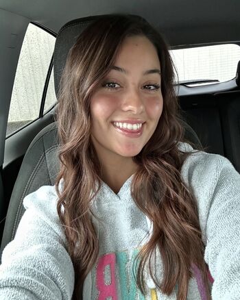 Olivia Jones